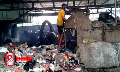 Rancangan Peraturan Cukai Kantong Plastik Sarat Kepentingan?