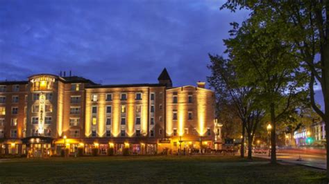 Hotel Chateau Laurier Quebec vacation deals - Lowest Prices, Promotions, Reviews, Last Minute ...