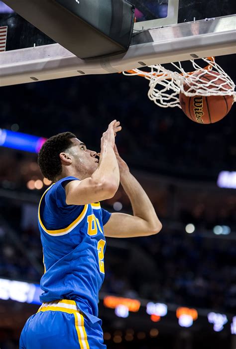 Gallery: UCLA bows out of Sweet 16 after 86-75 loss to Kentucky - Daily Bruin