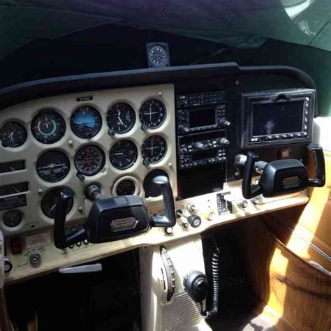 Cessna : “Interior is very nice and clean. Replacement Airtex