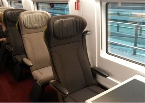 [Eurostar]Row of single seats in Standard Premier class on brand new ...