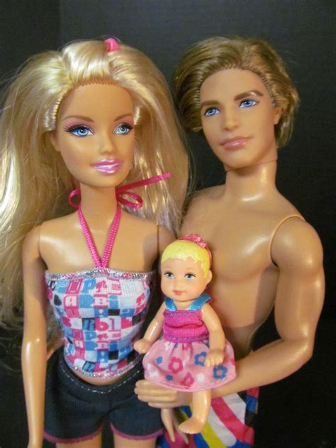 61 best Barbie - Family Portrait images on Pinterest