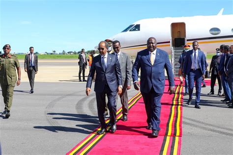 Somali President arrives in Kampala to participate in a summit – Somali National News Agency