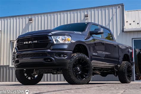 Lifted 2020 Ram 1500 with 6 Inch Rough Country Suspension Lift Kit and 22×12 Fuel Vapor Wheels ...