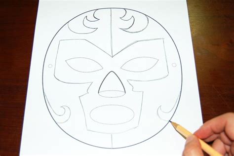 Luchador Paper Mask | Kids' Crafts | Fun Craft Ideas | FirstPalette.com