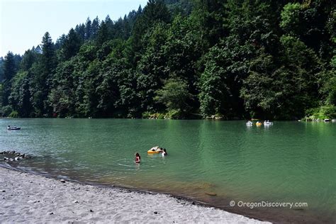 Sandy River Swimming | Portland Metro Area - Oregon Discovery