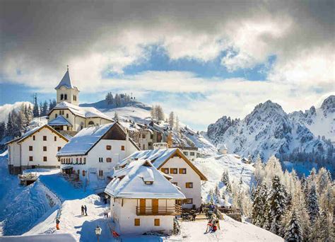 Best Views, Towns & Things to Do in the Italian Alps Mountains - Thrillist