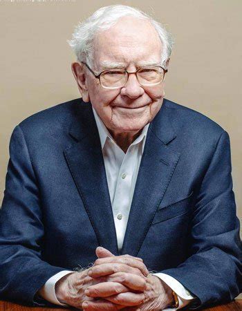 Warren Buffett Biography, Age, Wife, Family, Net Worth & More