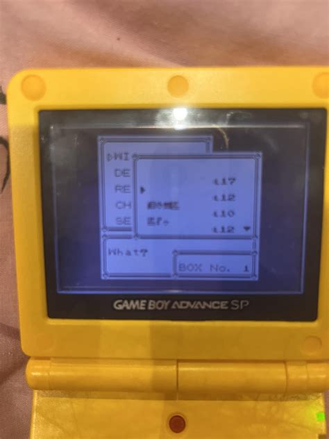 Pokémon Red glitches on Gameboy SP Advance. : r/Gameboy