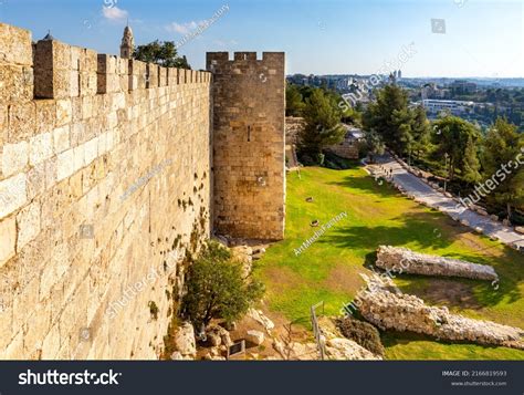 657 Yerushalayim Images, Stock Photos, 3D objects, & Vectors | Shutterstock