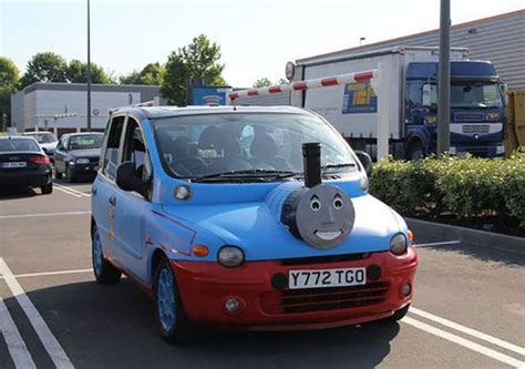 Fiat Multipla | Funny pictures for kids, Funny pictures, Funny pictures ...