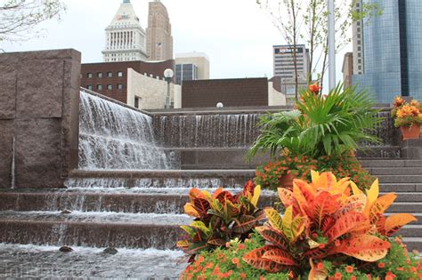 Smale Riverfront Park in Downtown Cincinnati « Inhabitat – Green Design, Innovation ...