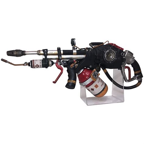 Far Cry 6 “Tostador” Flamethrower | Idea Planet