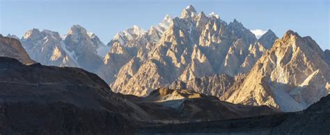 How To Travel The Karakoram Highway (Backpacker's Guide)