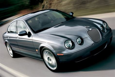 Used 2007 Jaguar S-Type R Review | Edmunds