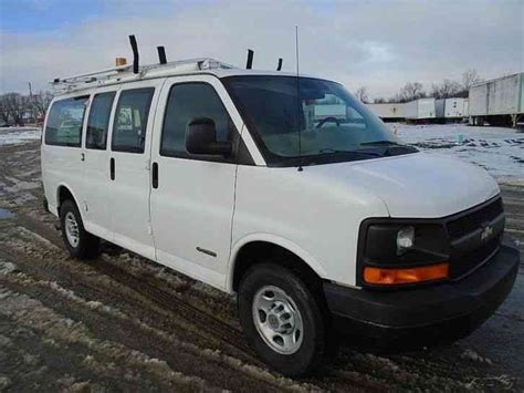 Chevrolet Express 3500 (2004) : Van / Box Trucks