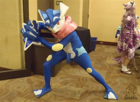 Greninja (Ryu-Kon 2015) | Pokemon halloween costume, Greninja costume, Pokemon halloween