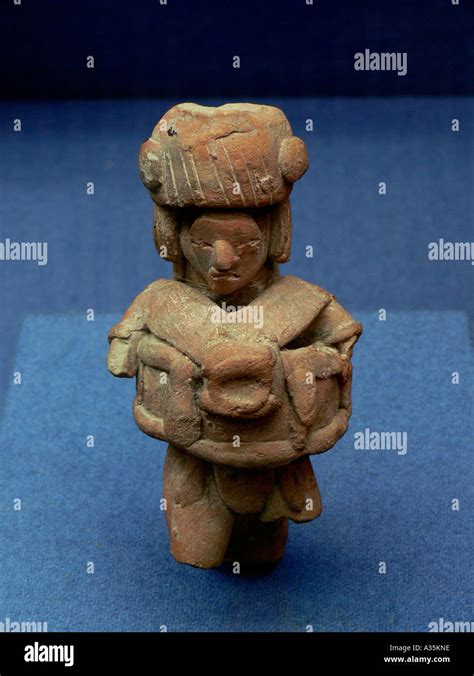 Archeology Handicrafts Cuicuilco Pyramid Museum Mexico DF Mexico Stock Photo - Alamy