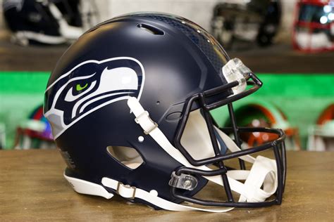 Seattle Seahawks Riddell Speed Authentic Helmet – Green Gridiron, Inc.