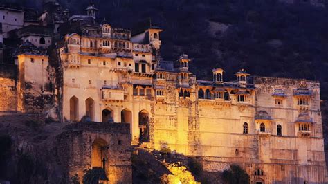 Bundi : History, Sightseeing, How To Reach & Best Time To Visit | Adotrip