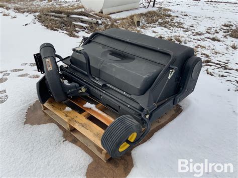 John Deere Power Bagger For Lawn Tractor BigIron Auctions