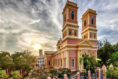 Experience French Culture in India | Best Places To Visit In Pondicherry