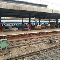 Old Delhi Railway Station (DLI) - Train Station in Chandni Chowk