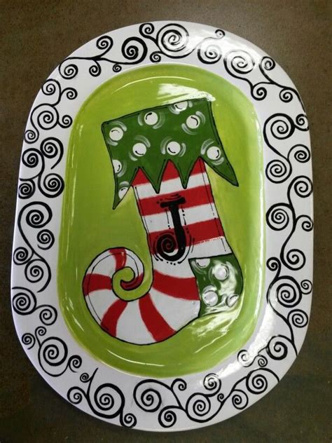 60 Awesome Pottery Painting Ideas | Holiday pottery, Christmas plates ...