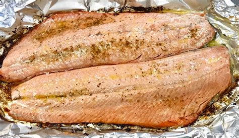 Gourmet Girl Cooks: Roasted Wild Alaskan Sockeye Salmon w/ Old Bay ...