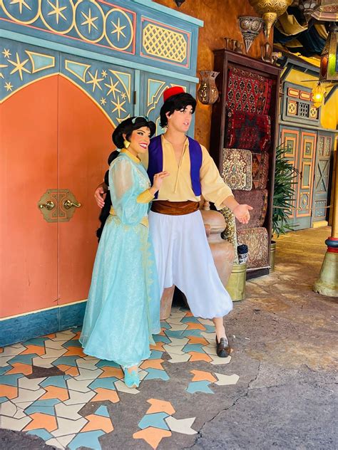 BREAKING NEWS: Aladdin and Jasmine Meet and Greet Returns To Adventureland - MickeyBlog.com