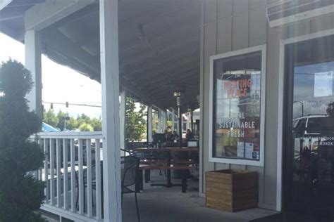 Dog Friendly Restaurants in Hillsboro, OR - BringFido