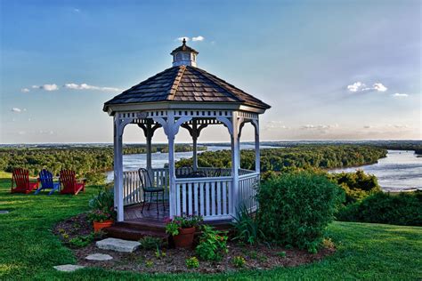 Tara Point Inn | hotel | motel | Grafton, IL | stltoday.com