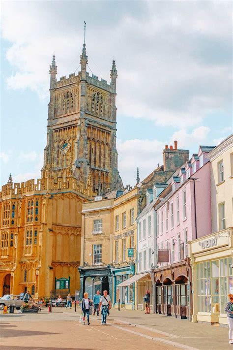 11 Best Things To Do In Cirencester, England - Hand Luggage Only - Travel, Food & Photography Blog