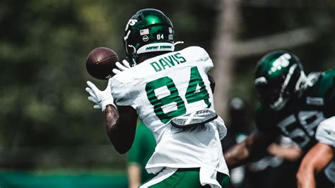 No Doubt in Jets WR Corey Davis' Voice: 'It's Going to Be a Good Year for Us'