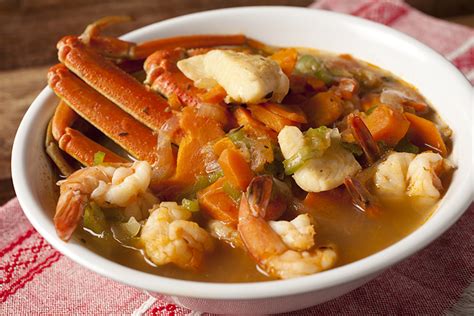 Descubre cómo preparar una exquisita sopa de mariscos - DIARIO ROATÁN