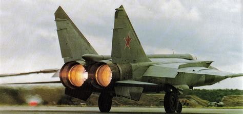 Waking up the neighborhood, Mig 25 Foxbat in full A/B. : r/aviation