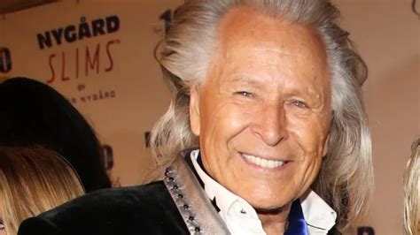 Fashion mogul Peter Nygard is arrested in Winnipeg – RCI | English