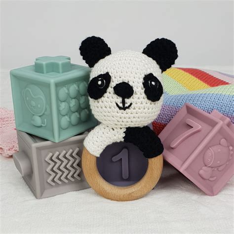 Baby Sensory Toy Collection In Monochrome – naturalbabybox.co.uk