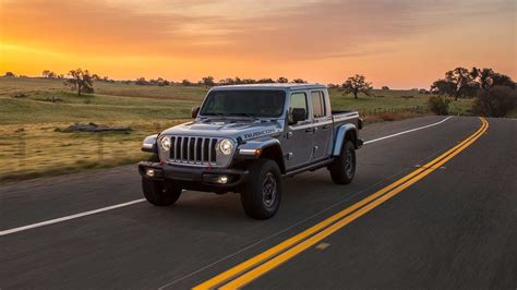 Jeep Gladiator Getting Half Door Option With Dual-Door Group: Report ...