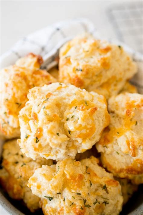 Red Lobster Cheddar Bay Biscuit Recipe - Cooking With Karli