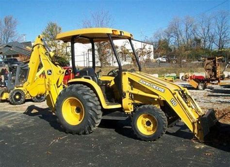 John Deere 110 Backhoe Specs, Weight, Parts, Oil Typle & Price