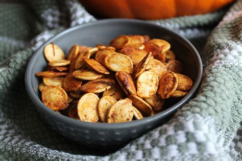 BEAUTY & THE BEARD: THE BEST ROASTED PUMPKIN SEEDS!