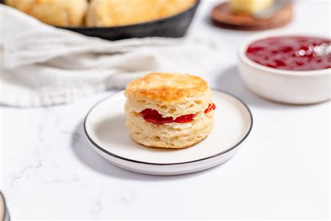 Southern Living Buttermilk Biscuits Recipe - Recipes Simple