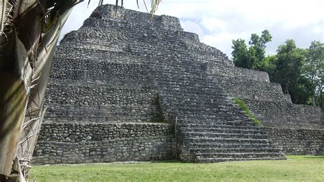 Mayan pyramid at the Chacchoben Ruins in Costa Maya, Mexico | Wonders of the world, Costa maya ...