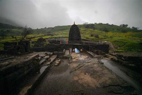 Harishchandragad Fort - Maharashtra Bhraman