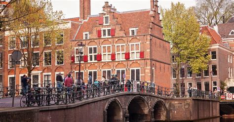 Bridge on the Amsterdam Canal · Free Stock Photo