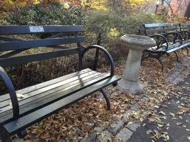 Central Park Benches: This Is the Love Story of New Yorkers - Mommybites