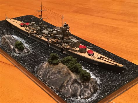 1/700 Prinz Eugen | Model warships, Model ships, Water crafts