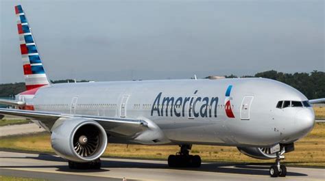 American Airlines Grounds All Flights on Christmas Eve Due to 'Technical Issue' as Thousands of ...