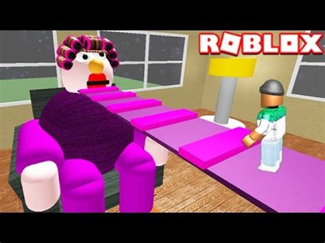 ESCAPE GRANDMA'S HOUSE IN ROBLOX - YouTube